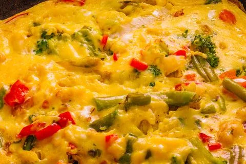 Close-up full frame view omelet with fresh vegetables Stock Photos