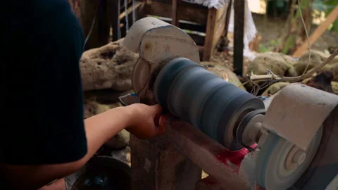 Close up gemstone craftsman using grinding machine Video stock 87186101
