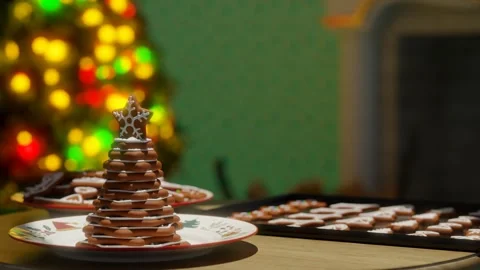 Close-up of gingerbread cookies stacked in the shape of a Christmas tree Video stock 256076607