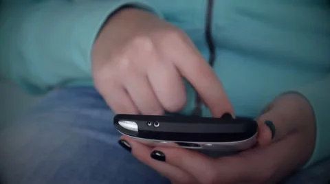 Close up of girls hands using smartphone 스톡 동영상 58319582