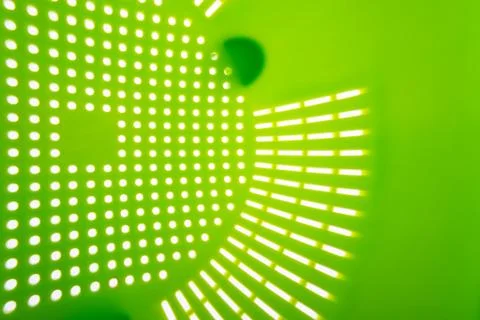 Close-up of a green plastic colander Stockfoto's