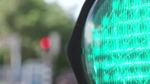 Close up green traffic light for bikes 库存影片 139446131