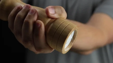 Close up grinding pepper Stock Footage 118020013