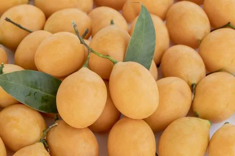 Close-up group Maprang or Plum mangos Stock-Fotos