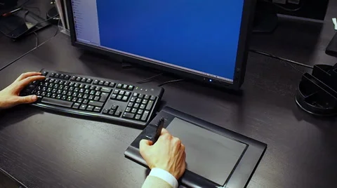 Close up of the hand of a engineer editing scheme in CAD system Vídeos de archivo 67227345