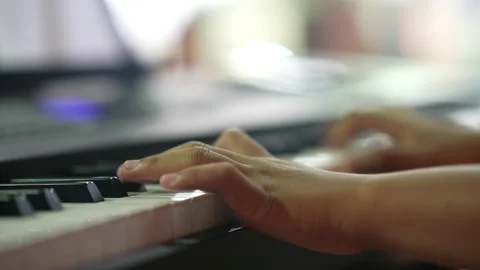 Close up hand of people playing piano keyboard for party music 库存影片 217384653