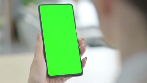 Close Up of Hand Using Green Screen Smartphone 스톡 동영상 233378313