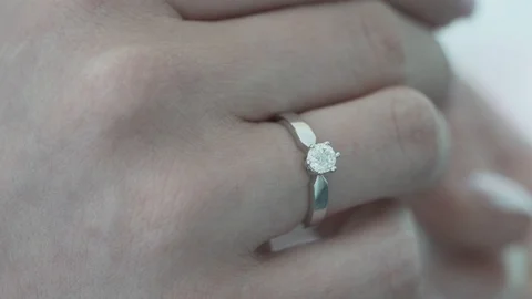 Close-up of hand wearing diamond ring Video stock 120069061