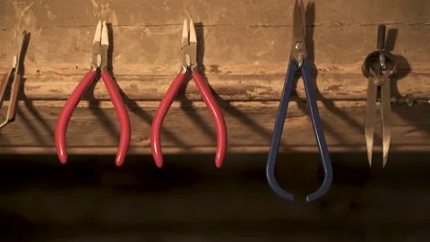 Close Up Of Handmade Jewelry Tools 库存影片 146892912