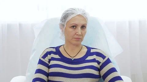 Close-up of hands of cosmetologist making botox injection in female lips Stock Footage 104710167