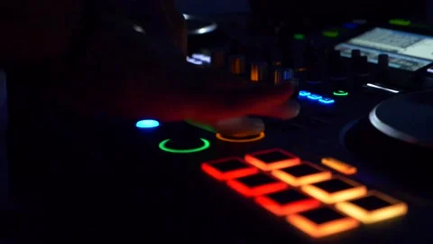Close up hands deejay presses mixer button. Mixing music. Slow motion 4K 库存影片 238394508
