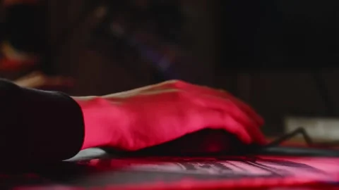 Close Up Hands Gaming with RGB Mechanical Keyboard and Mouse Vídeos de archivo 345201333