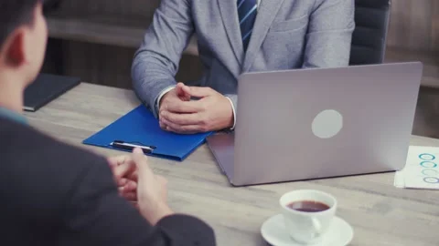 Close up hands Job interview, Confident executive asking candidate question. 스톡 동영상 144427896