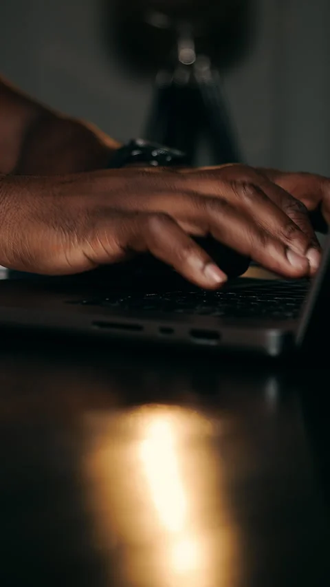 Close up of hands typing on laptop keyboard. 스톡 동영상 347814504