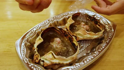Close up of hands unpacking plastic spoon for eating traditional japanese g.. 스톡 동영상 333351239