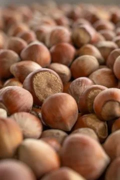 Close up hazelnuts. Hazelnut composition and backgorund. Turkish hazelnuts Stockfoto's