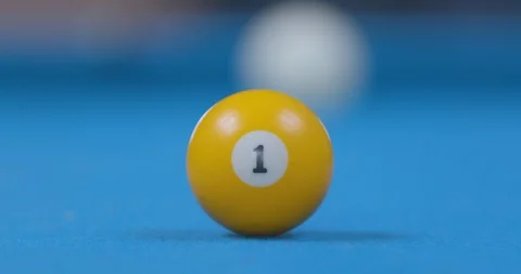 Close Up of Hitting Pool Ball on Blue Billiards Table - Slow Vidéo 88227387