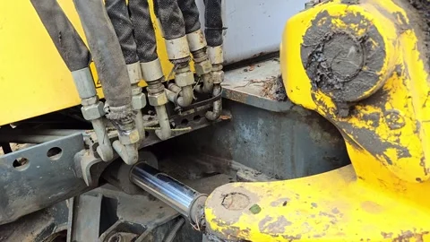 Close-up of hydraulic system and hoses of heavy excavator. Stock-Footage 332174130