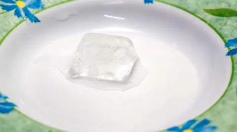 Close up of Ice Cube Melting 動画素材 35797684