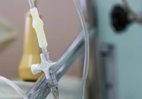 Close up infusion bottle with iv solution Stock-Fotos