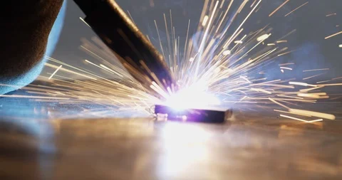 Close up intense metal welding Stock-Footage 120423272