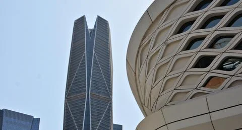 Close-up of KAFD Landmark with Geometric Pattern Stock-Fotos