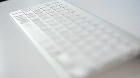 Close up of keyboard with rack focus 動画素材 143727669