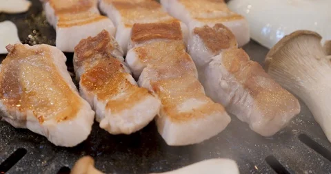 Close up of Korean barbeque Video stock 121090931