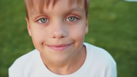 Close-up of a little boy's face Video stock 161007428