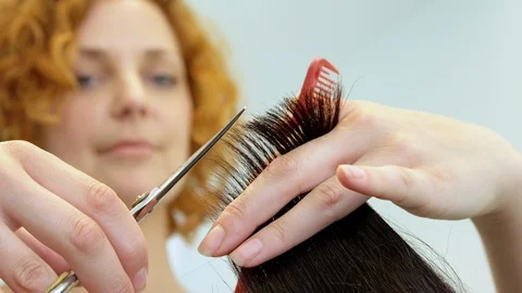 Close-Up, Lockdown, Rack Focus, 20 Seconds Or Greater, Indoors, Day, Human Hair, Video stock 94055503