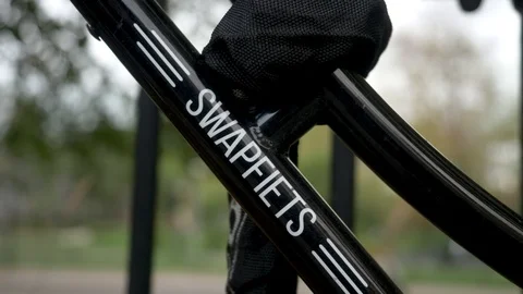 A close up of the logo of Swapfiets, a Stock Video Pond5