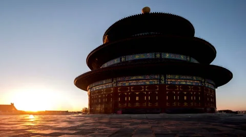 Close-up look of the Qinian Hall at sunset in the Temple of Heaven Video stock 46702495