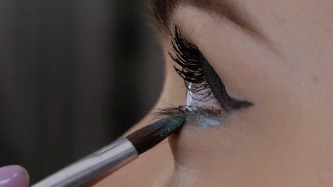 Close-up lower eyelid Stockbeeldmateriaal 126468961