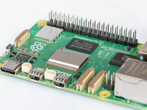 Close up macro photography of Raspberry Pi 5 processor and microchip Stock-Fotos