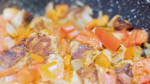 Close the macro process of cooking a delicious appetizing dinner dinner of tende Video stock 119264261