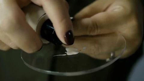 Close up of a makeup brush moving over mixing pallete 스톡 동영상 82062030