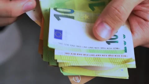 Close up male hands counting 50 100 200 euro money bills. Stock-Footage 316919510