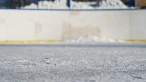 CLOSE- UP: Man ice skating and stopping Stock Footage 92761558