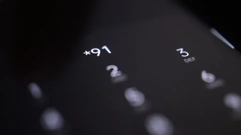 Close-up man's hand dial and call 911 emergency number on his phone. 스톡 동영상 213233086
