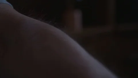 Close up of mans hand with missing fingers Stockbeeldmateriaal 89342443