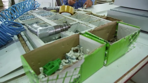 Close-Up, Medium Shot, Handheld, 20 Seconds Or Greater, Working, Manual Worker, Video stock 94053084