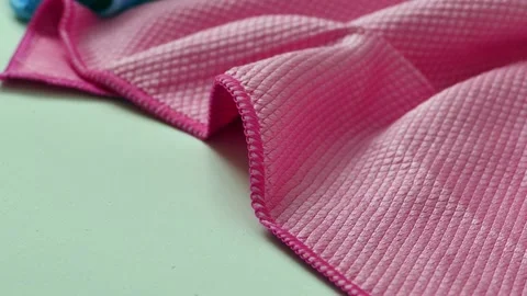 Close-up microfiber cloths for multi-purpose cleaning, cleaning cloths in var 動画素材 172416122