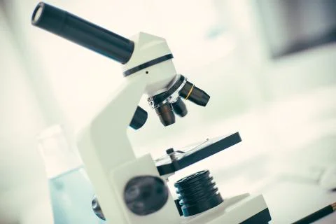 Close up.microscope on the table in the science lab. Foto stock