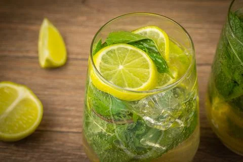 Close up of mojito glasses on a table Stock-Fotos