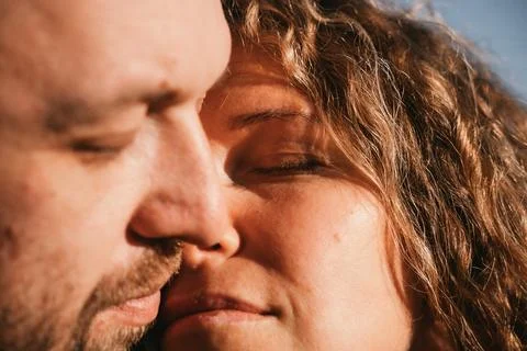 Close Moment of Intimacy Between Two People Fotos de archivo