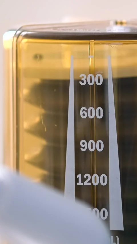 Close-up movement of pulmoflator during surgery. Fragment of the during the.. Video stock 291956983