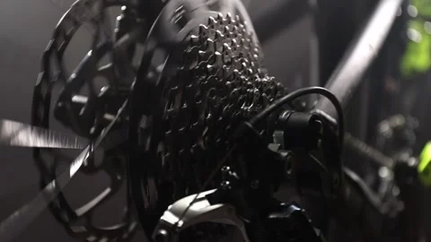 Close up on mtb bike drivetrain. Vídeo Stock 169670351