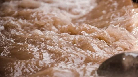 Close-up of murky water Vídeo Stock 292593163