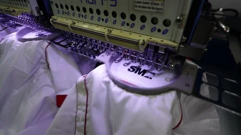 Close-up needle of Computerized machine embroidery on progress Video stock 139327833