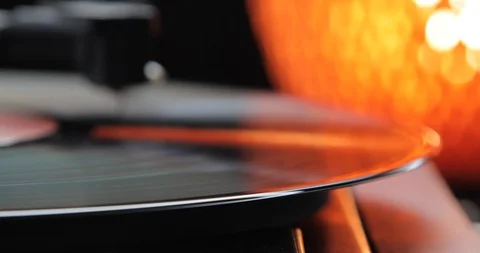 Close up on a needle of a turning table - vintage mood - 4K resolution 스톡 동영상 103551492